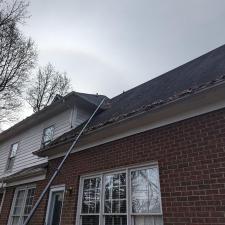 Professional-Gutter-Cleaning-in-Pineville-NC 1