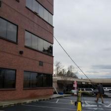 Professional-Quality-Commercial-Window-Cleaning-in-Matthews-NC 2