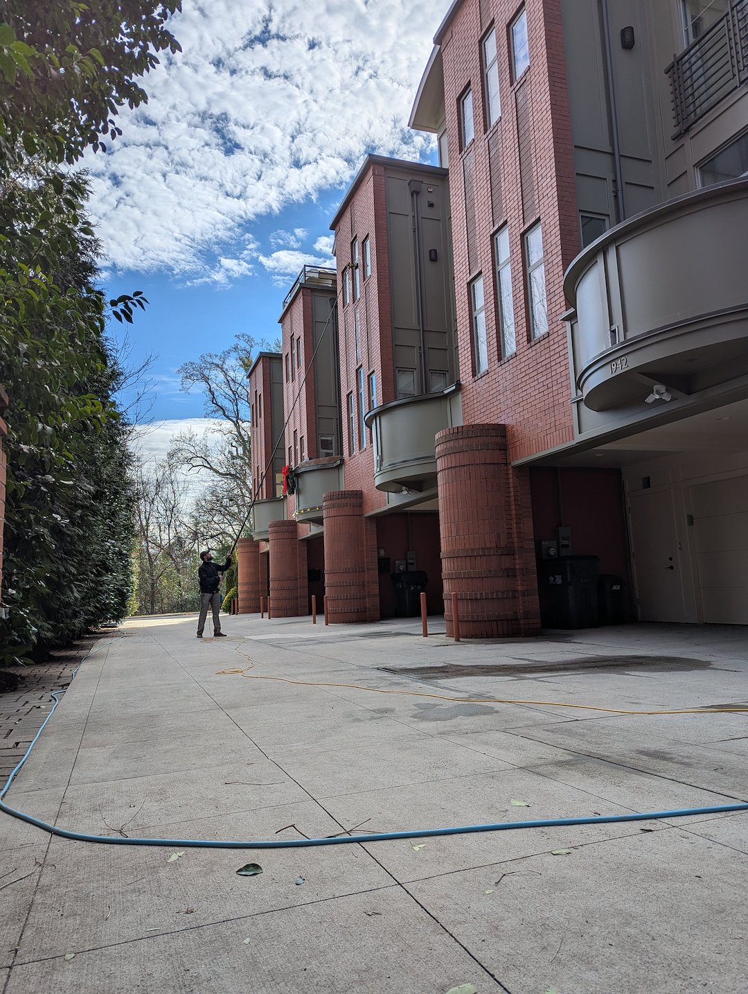 Stunning Quality Commercial Window Cleaning In Charlotte, NC 